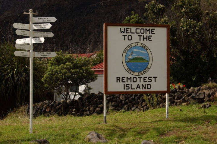 Antarctica tristan da cunha island c hadoram shirihai oceanwide expeditions