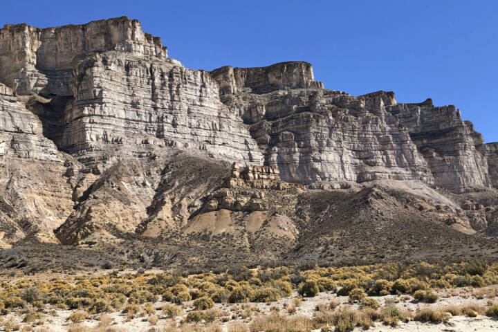 Argentina ruta 40 Esquel Cliffs on route to Piedra Parada C Sally Dodge