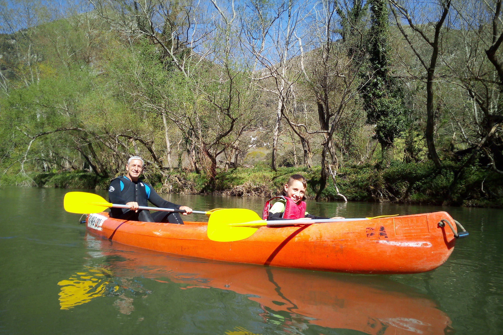 Spain asturias picos deva river family canoeing c diego