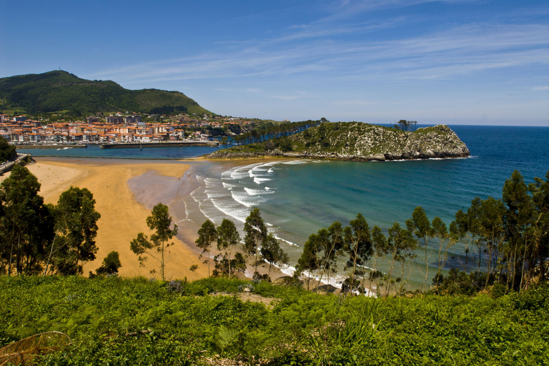 Spain vizcaya lekeitio village beach c antonio real